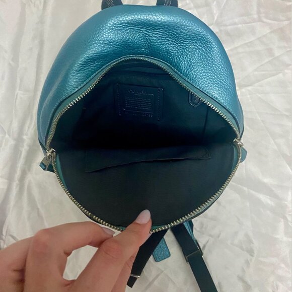 Voach Mini Backpack - Picture 2 of 3